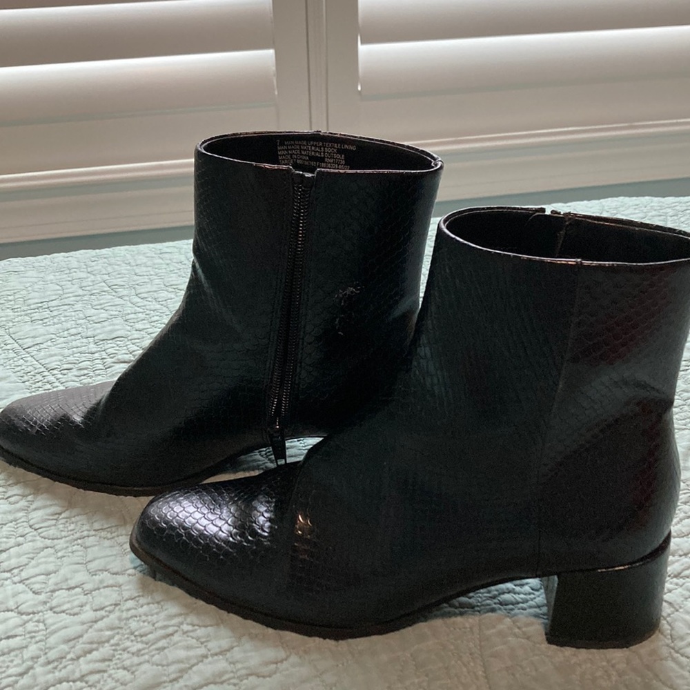 A new day Womens Delilah Dress Boot, faux snakeskin